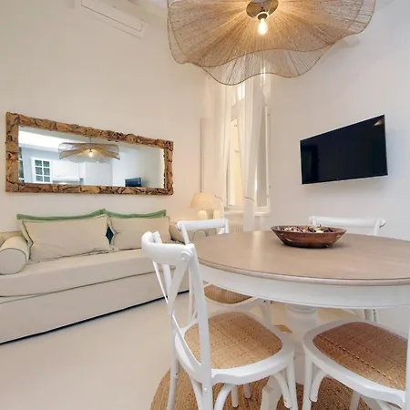 Navona Jacuzzi Boutique