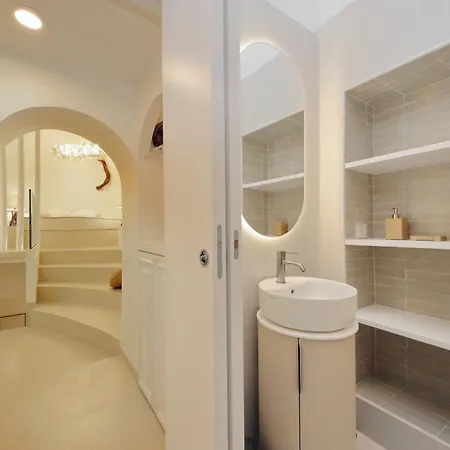 Navona Jacuzzi Boutique Apartment